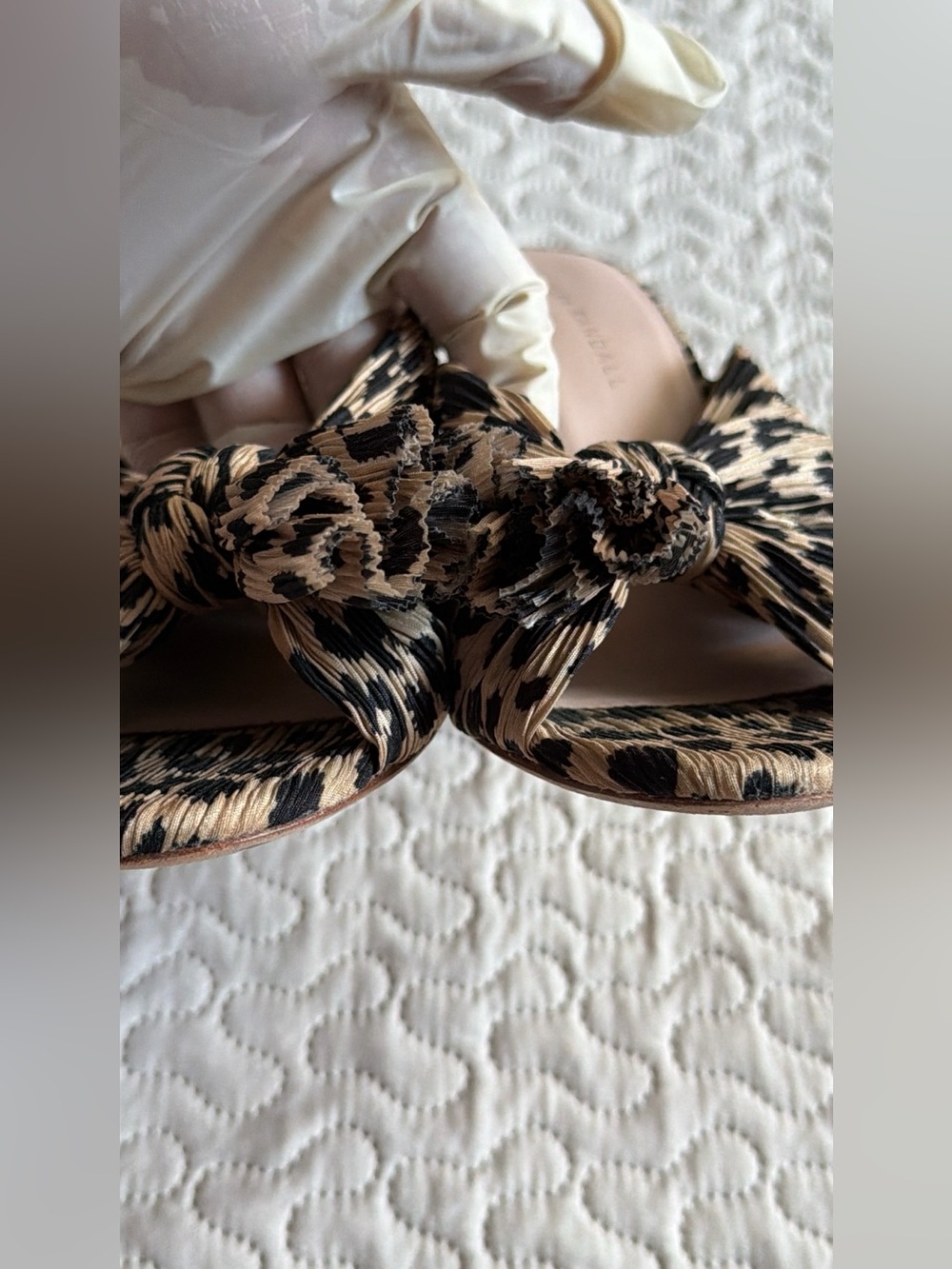 Loeffler Randall Leopard Knot Slide Mules Pleated Bow in Beige and Black Size 9 - Picture 9 of 14